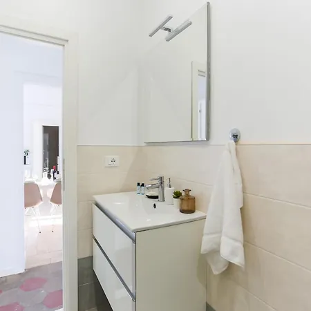 公寓 The Rent - Spacious Two Bedrooms Near Porta Romana
